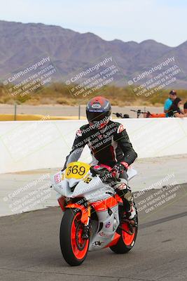 media/Mar-26-2022-CVMA (Sat) [[4461a8f564]]/Around the Pits/